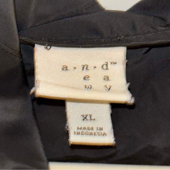 a new day Black Hooded Peplum Active Lightweight Packable Jacket XL - Picture 3 of 8